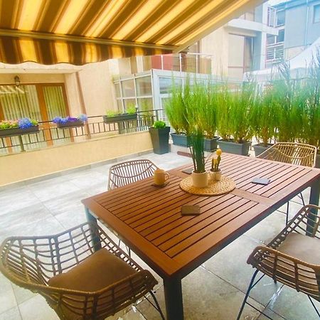 Burgas Apartment Luaran gambar