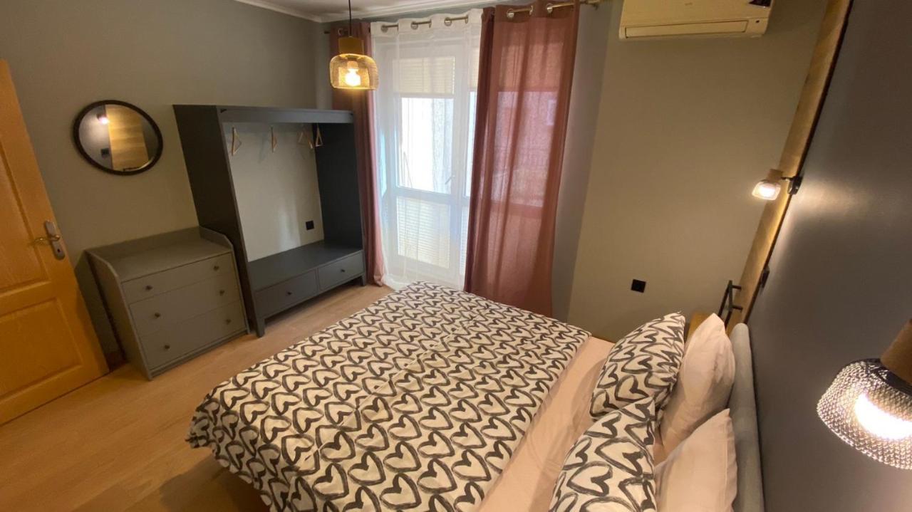 Burgas Apartment Luaran gambar